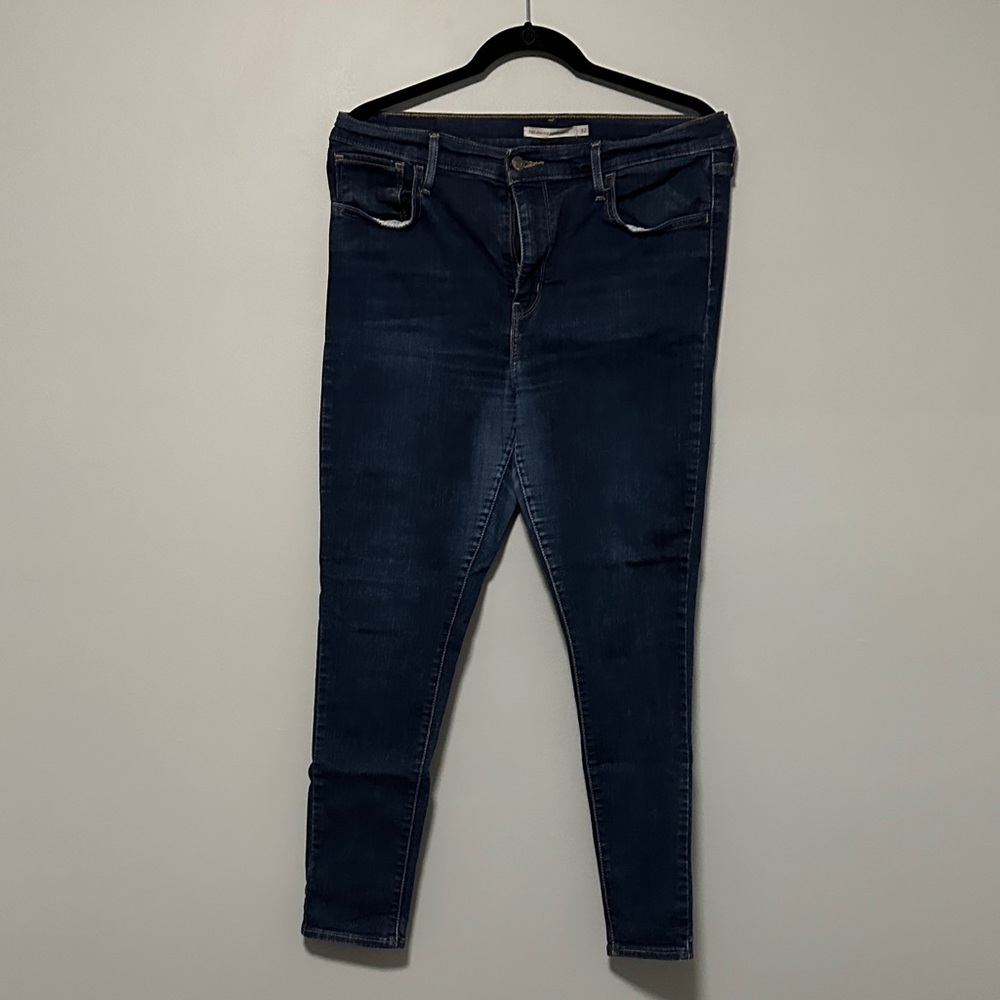 Levi's Women's Deep Indigo Skinny Jeans